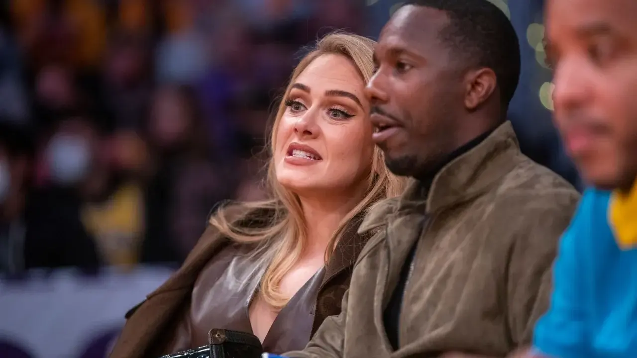 Adele e Rich Paul, momenti di vita privata durante una partita.