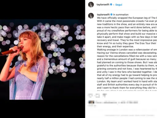 Taylor Swift canta sul palco, con un abito viola scintillante, durante il suo tour europeo. La sua performance a Vienna è stata cancellata, ma il suo tour continua.