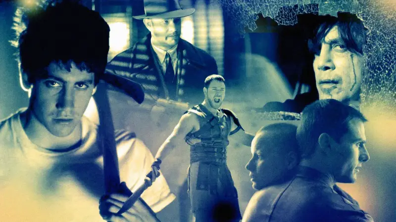 Collage di scene iconiche di film anni 2000: un giovane con un piccone, un gladiatore urlante, un uomo con cappello e un volto dietro un vetro rotto.